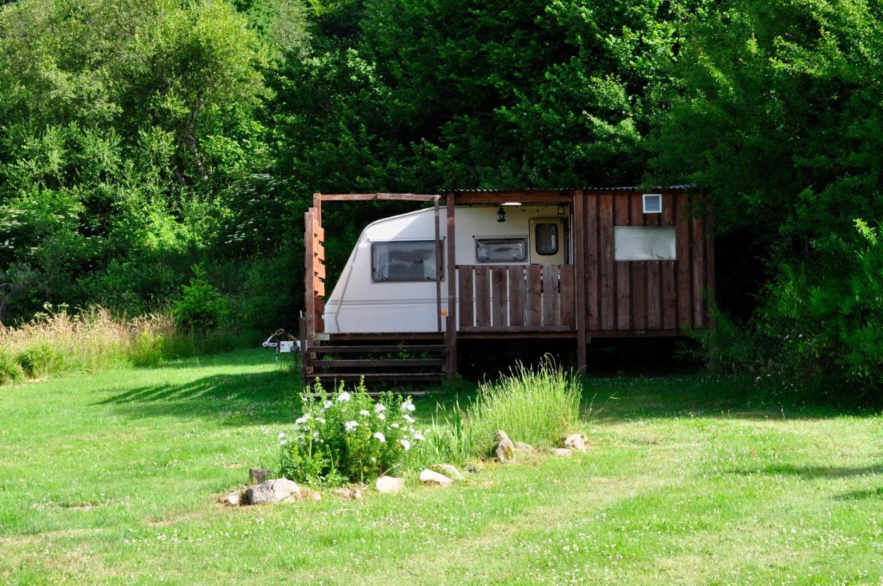 Guillerin Caravan And Glamping Hotel Sornac Exterior photo