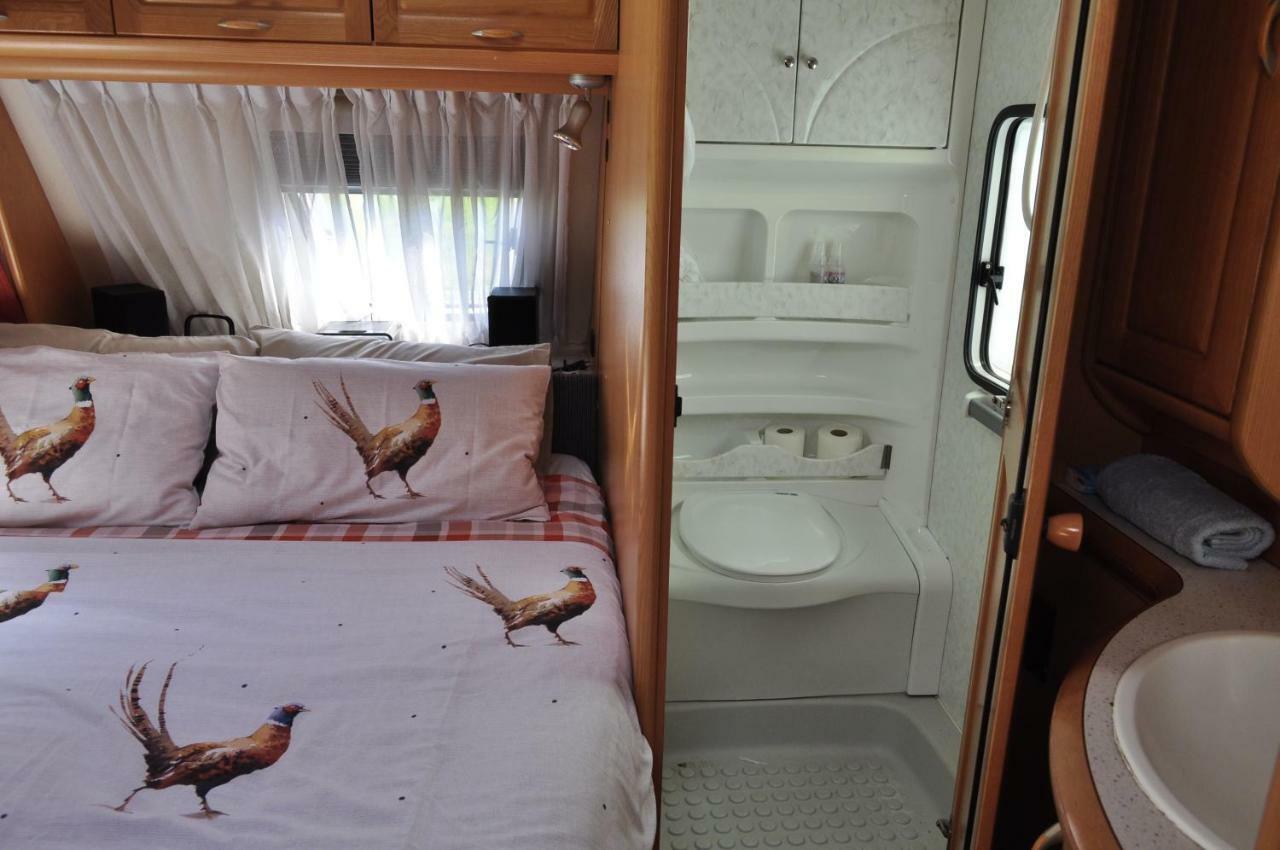 Guillerin Caravan And Glamping Sornac Exterior photo